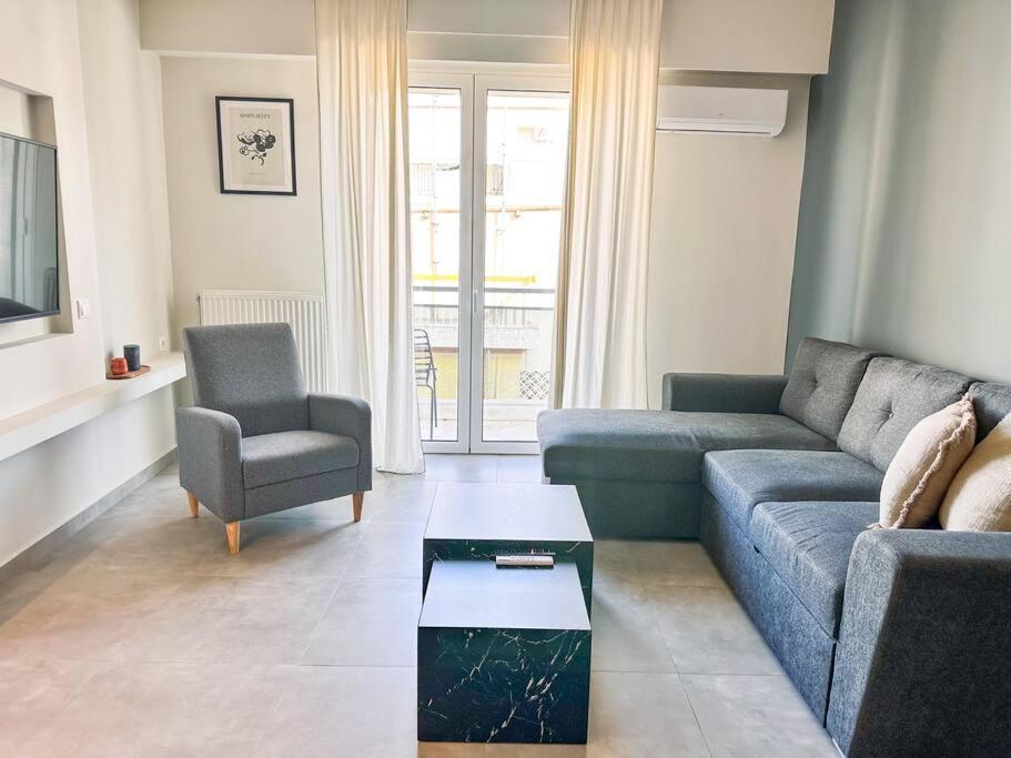 Pnyx Urban Oasis Apartment เอเธนส์ ภายนอก รูปภาพ